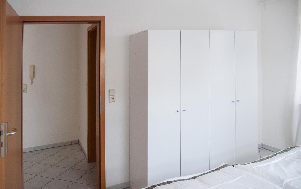Gemuetliche Wohnung Mit Sonniger Terrasse Bietigheim-Bissingen Exterior foto
