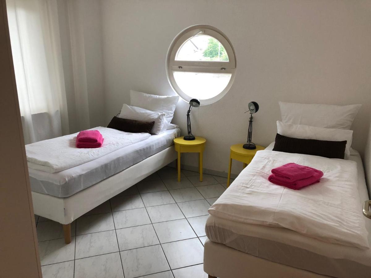 Gemuetliche Wohnung Mit Sonniger Terrasse Bietigheim-Bissingen Exterior foto